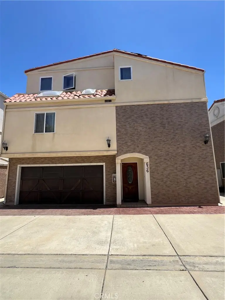 636 E 220th, Carson, CA 90745 - #3