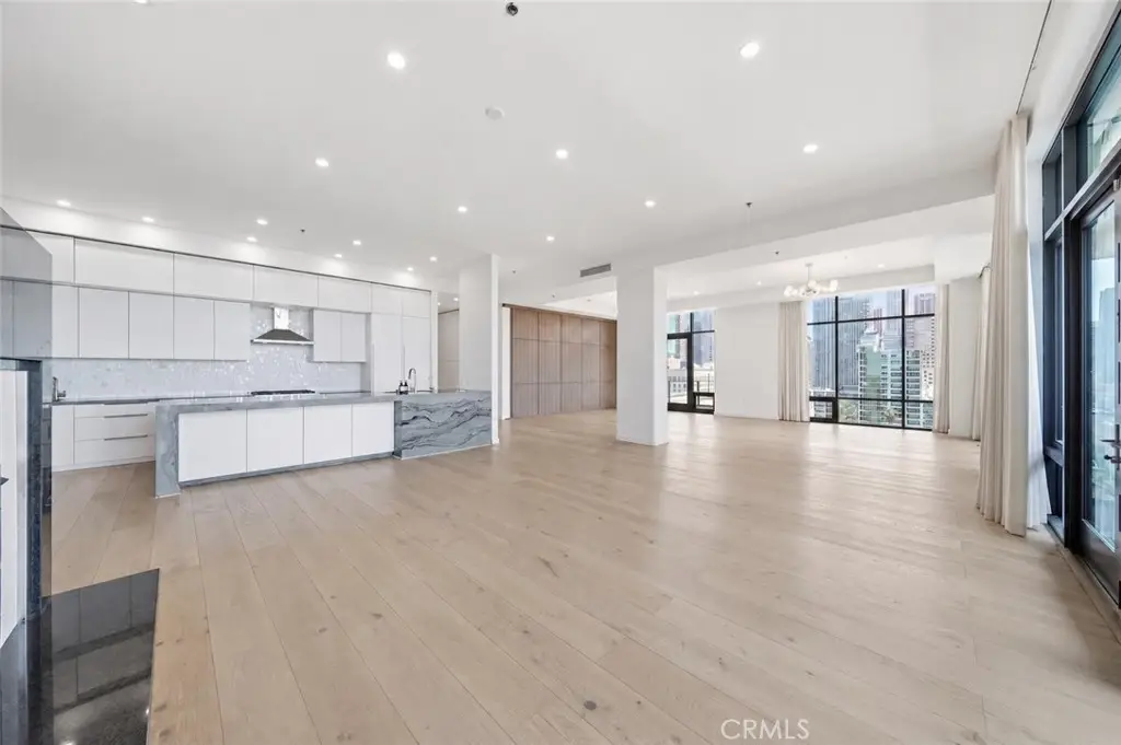 1111 S Grand Avenue #PH 5, Los Angeles, CA 90015 - #1