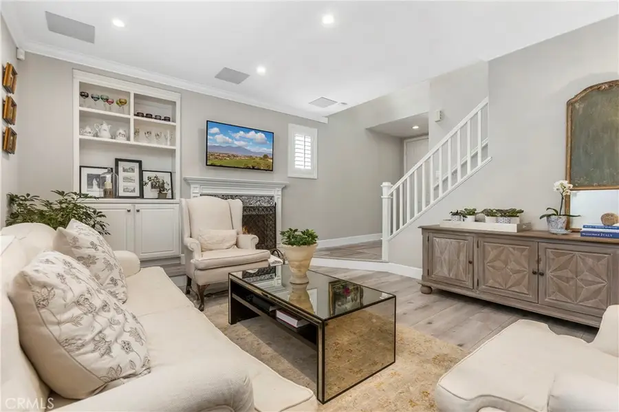 302 Canoe Pond, Costa Mesa, CA 92627 - #3