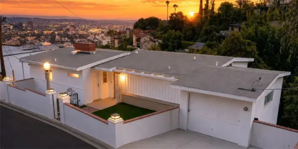 8428 Hollywood, West Hollywood, CA 90069
