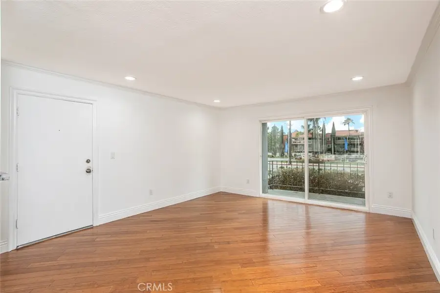 21662 Brookhurst #C, Huntington Beach, CA 92646 - #3