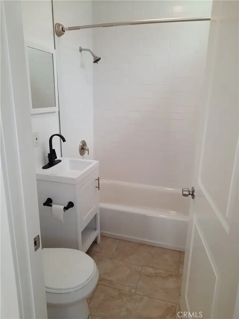 515 W 3rd, Long Beach, CA 90802 - #3