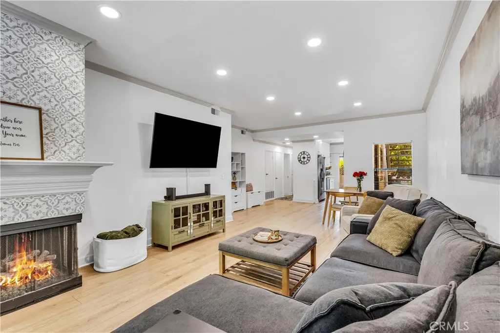 2542 W Macarthur Boulevard, Santa Ana, CA 92704 - #1
