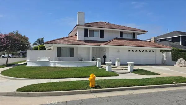 9092 Adelia Circle, Huntington Beach, CA 92646