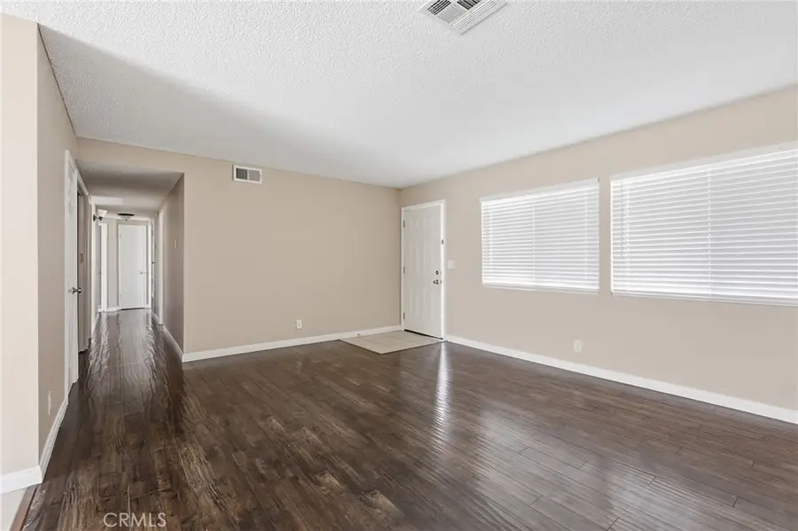 28047 Ermine, Canyon Country, CA 91351 - #3