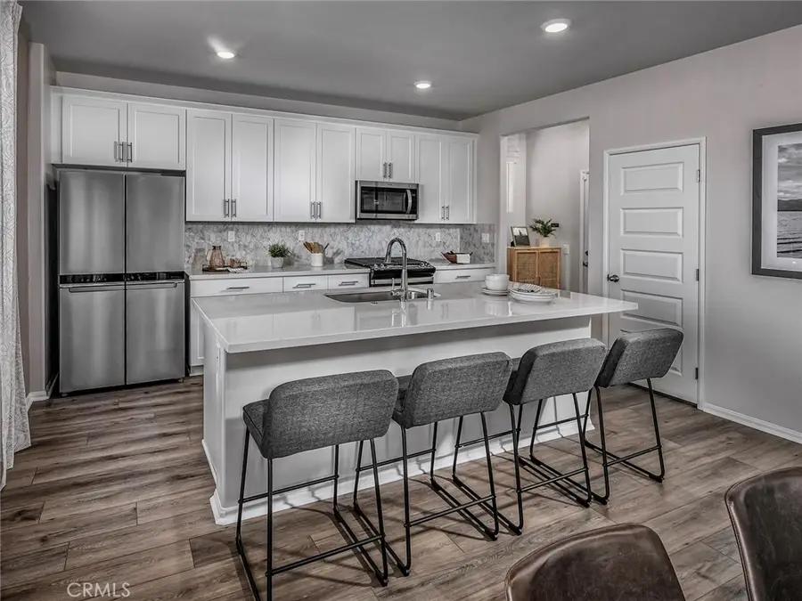 2043 Grapefruit Street, Redlands, CA 92374 - #3