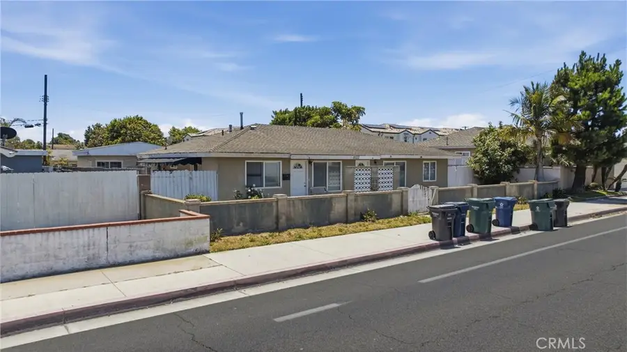 8122 Slater, Huntington Beach, CA 92647 - #2
