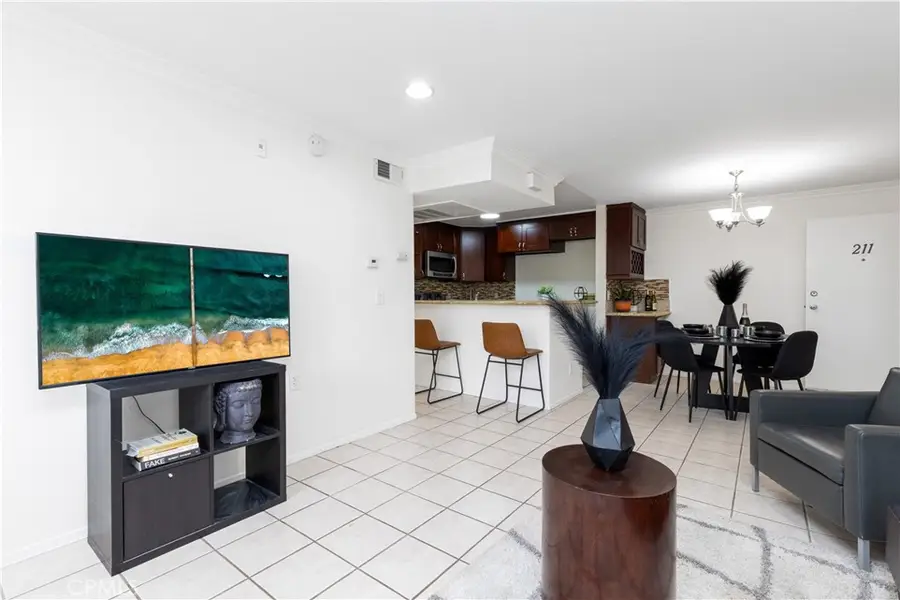 15000 Downey, Paramount, CA 90723 - #2