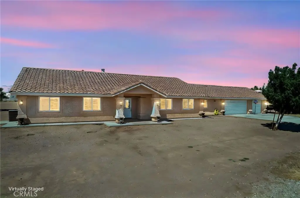 11385 Trinity Road, Oak Hills, CA 92344 - #1