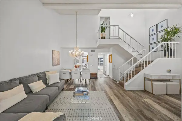 8720 Meadow Brook #B, Garden Grove, CA 92844