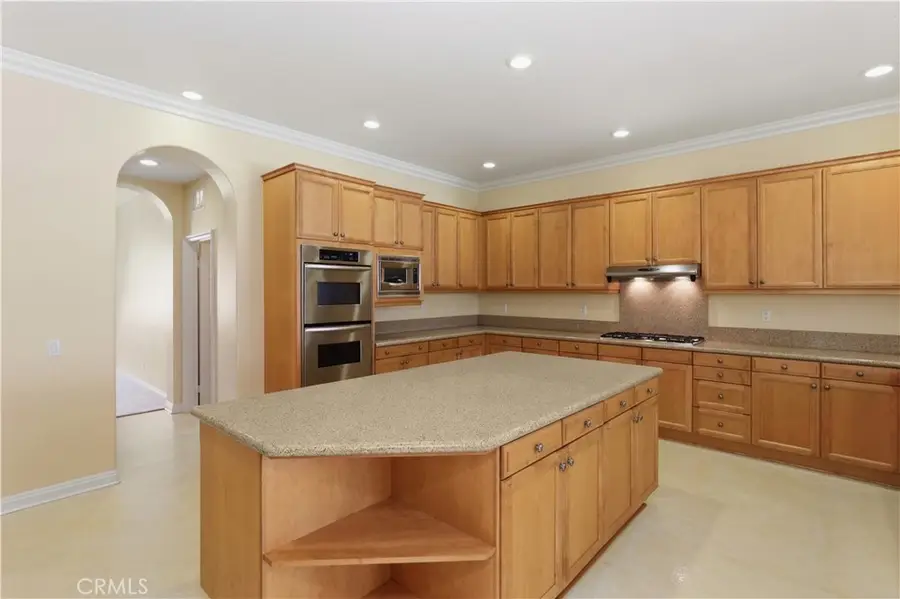 16861 Ridge Cliff Drive, Riverside, CA 92503 - #2