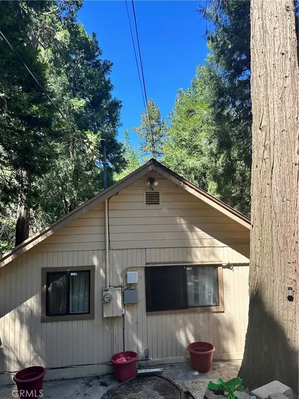 753 Woodland, Crestline, CA 92325