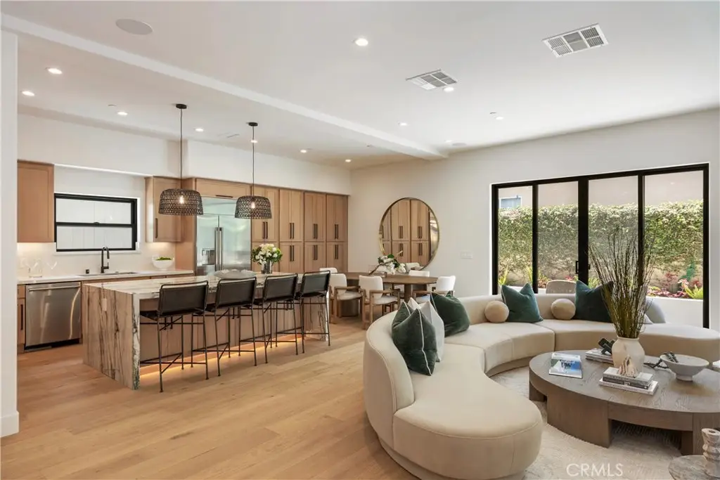 245 W El Portal #B, San Clemente, CA 92672 - #1