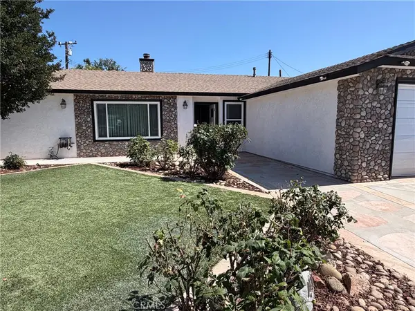 407 N Clinton, Orange, CA 92867