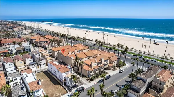 2000 Pacific Coast Highway #203, Huntington Beach, CA 92648