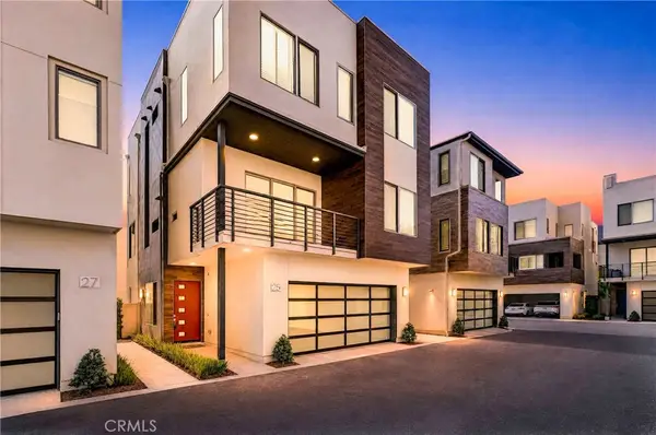 25 Ebb Tide, Newport Beach, CA 92663