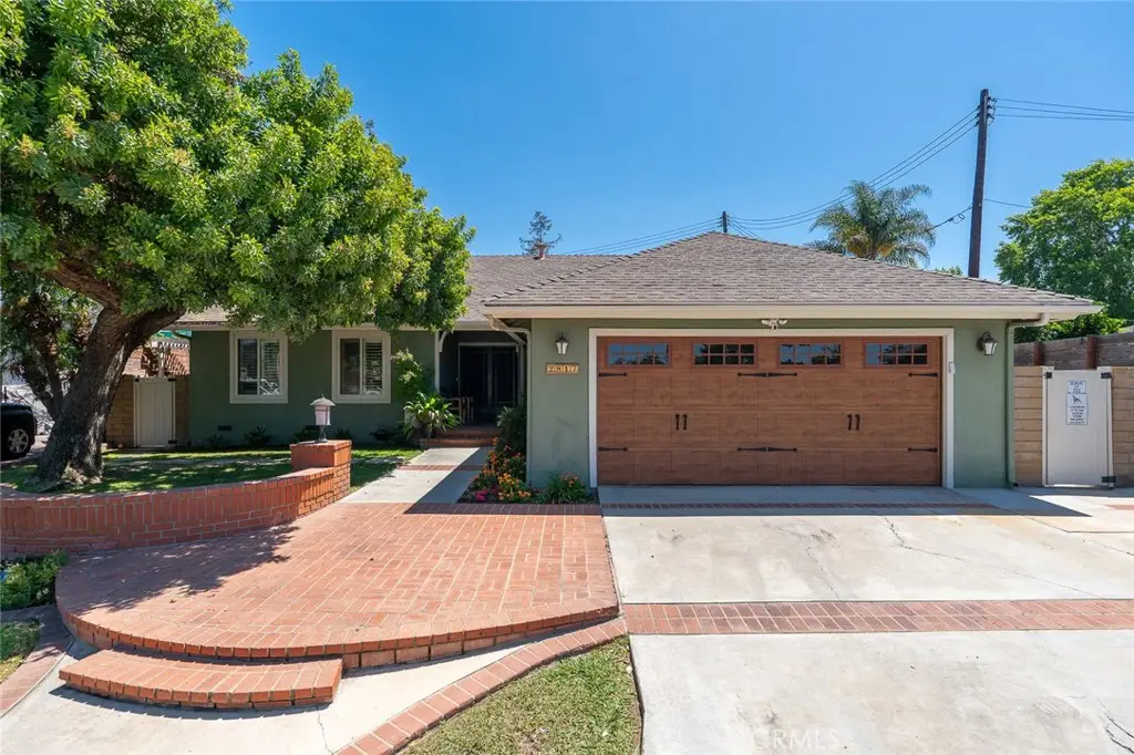2817 Ridgewood, Santa Ana, CA 92705 - #1