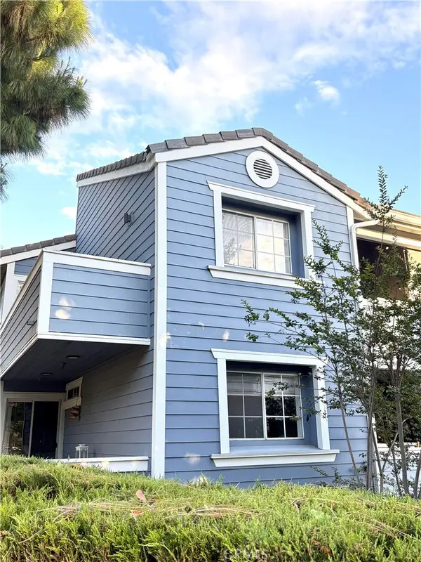 101 South Lakeview Avenue #101E, Placentia, CA 92870
