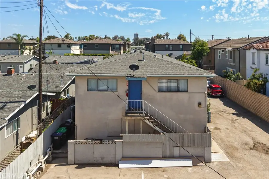 681 Victoria, Costa Mesa, CA 92627 - #2