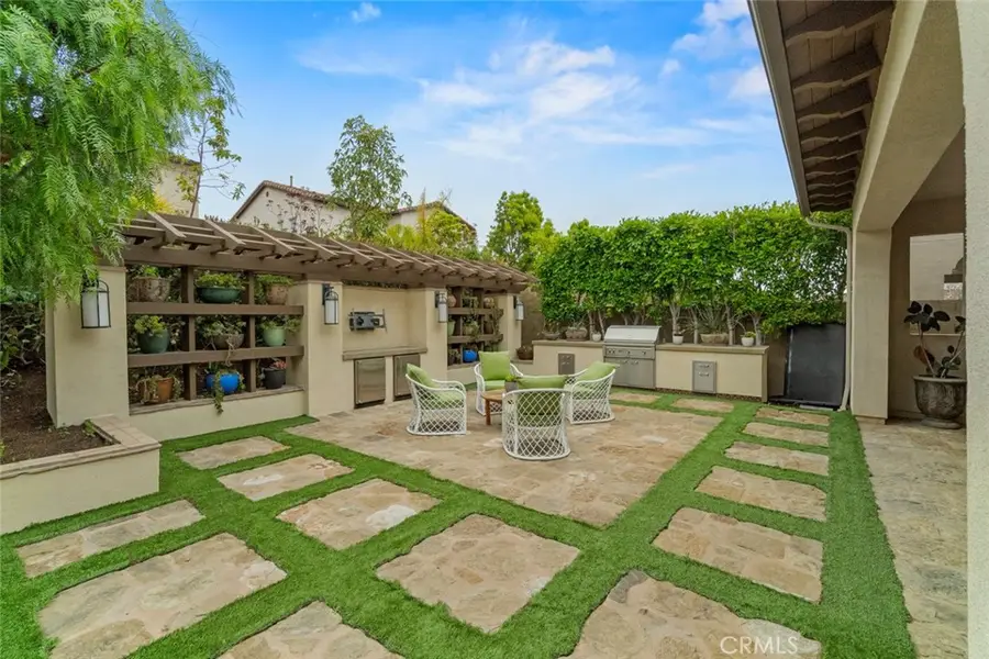 208 Radial, Irvine, CA 92618 - #3