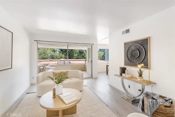 22456 Caminito Esteban, Laguna Hills, CA 92653