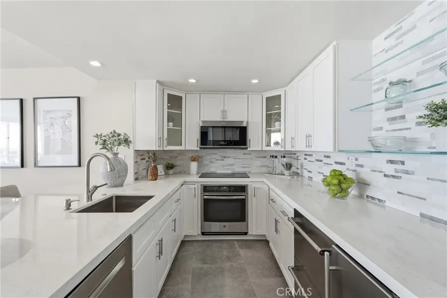 700 E Ocean Boulevard #2305, Long Beach, CA 90802 - #3