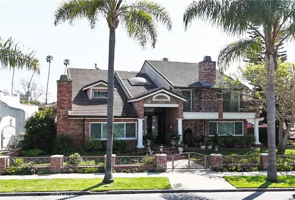 920 11th, Huntington Beach, CA 92648