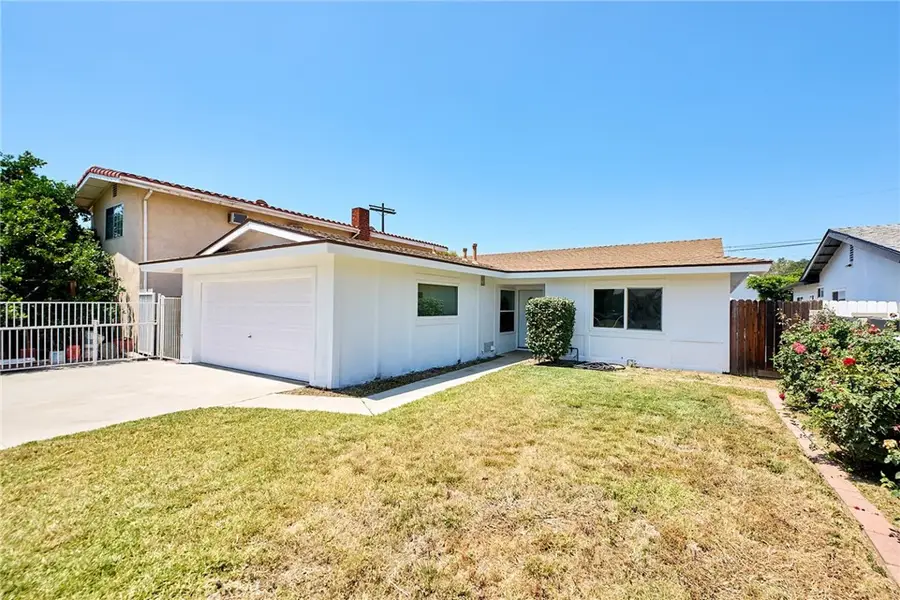 8147 Aldea Avenue, Lake Balboa, CA 91406 - #3