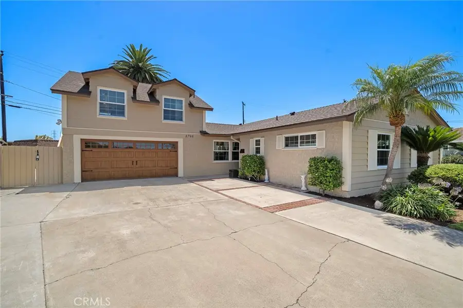 8798 La Casita Avenue, Fountain Valley, CA 92708 - #3