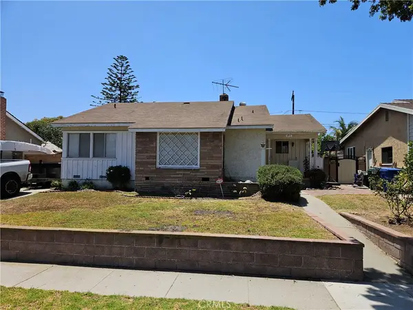 6812 E La Marimba, Long Beach, CA 90815