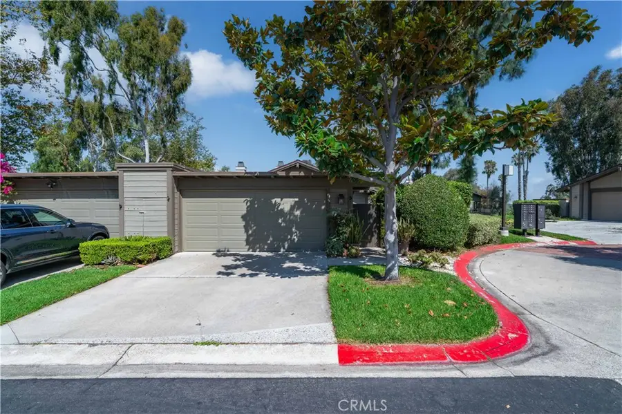 3 Lago Norte #2, Irvine, CA 92612 - #2