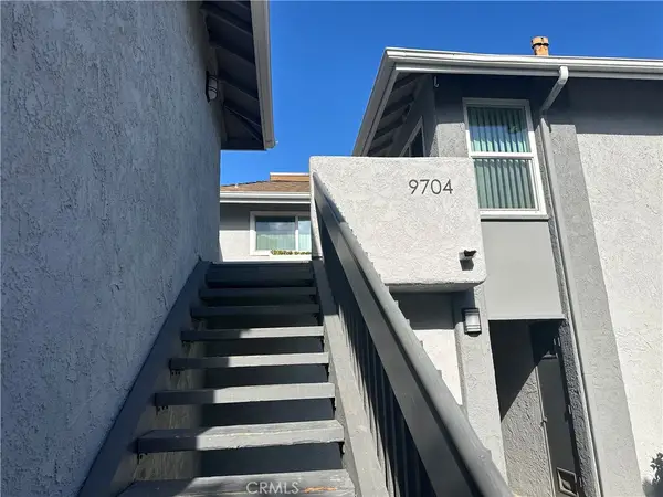 9704 Bickley, Huntington Beach, CA 92646