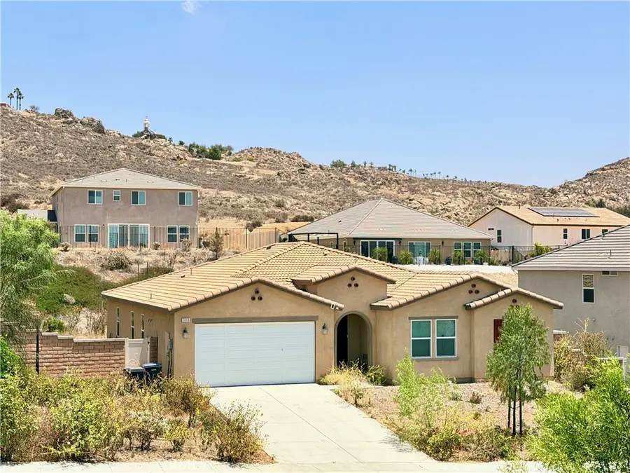 7410 Wagon Trail, Riverside, CA 92507 - #2