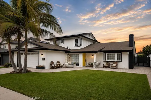8021 Sunset Circle, Huntington Beach, CA 92646