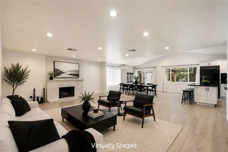 18646 Ingomar, Reseda, CA 91335 - #2
