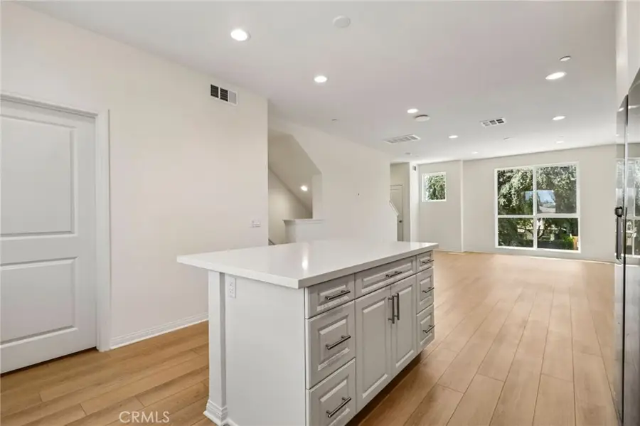 5876 Linden Ave Avenue #7, Long Beach, CA 90805 - #3