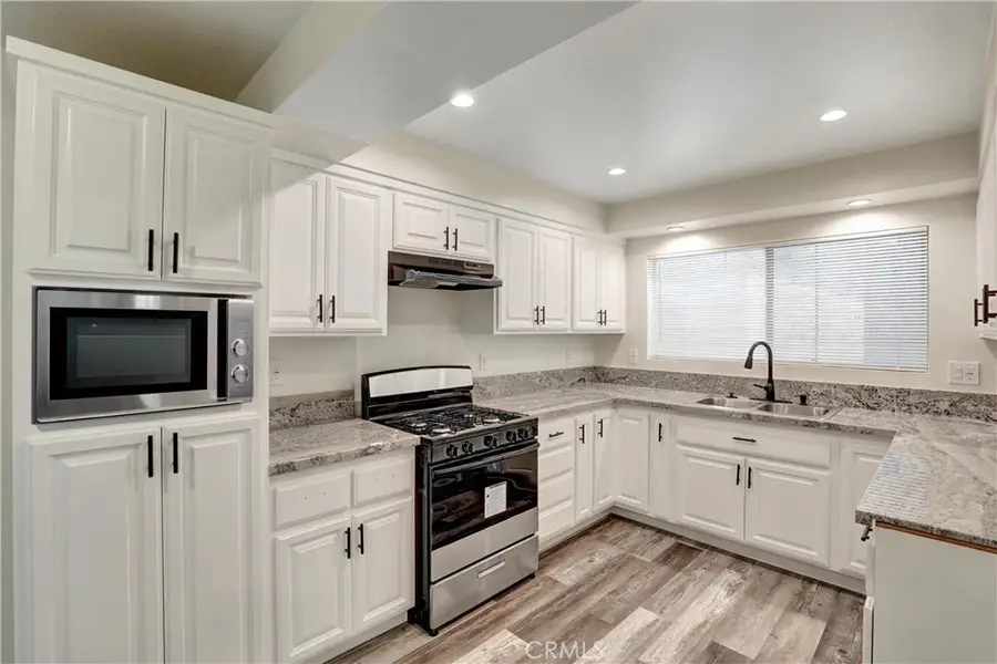 402 E Glendale Drive, Orange, CA 92865 - #3
