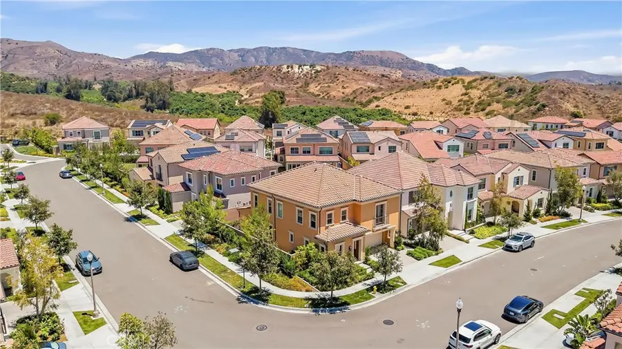 218 Evaroad, Irvine, CA 92602 - #2