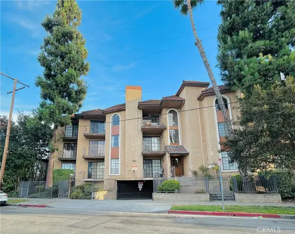 18600 Clark Street #306, Tarzana, CA 91356