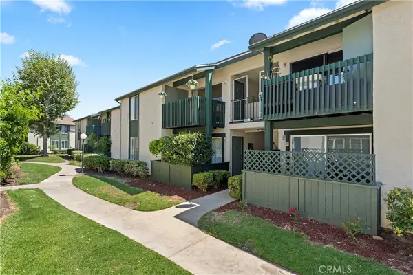 23282 Orange Avenue #6, Lake Forest, CA 92630