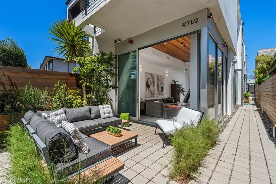 417 1/2 Sunset, Venice, CA 90291 - #2