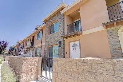 16408 Valencia, Fontana, CA 92335