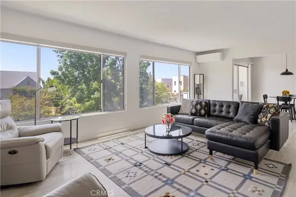 4343 Finley Avenue #27, Los Angeles, CA 90027