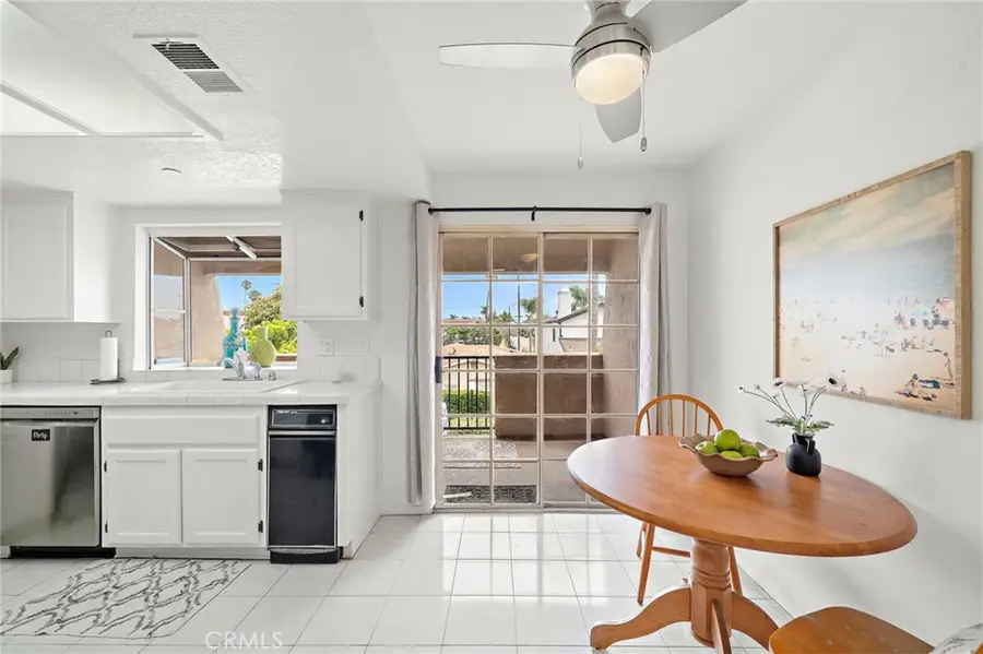 606 Lake Street #23, Huntington Beach, CA 92648 - #3