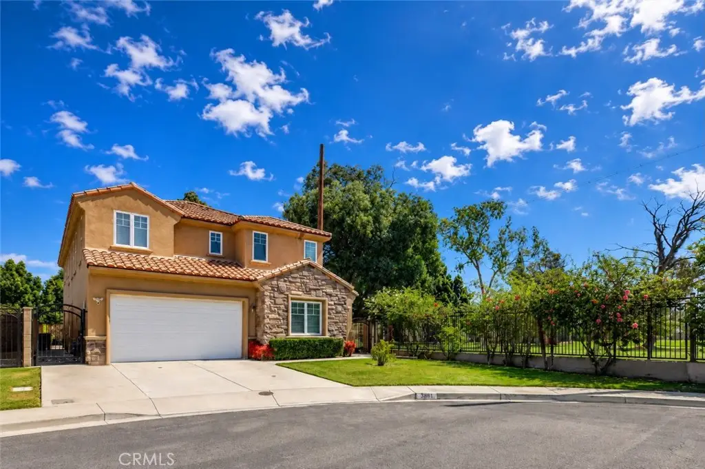 3401 W Lincoln Way, Santa Ana, CA 92703 - #1