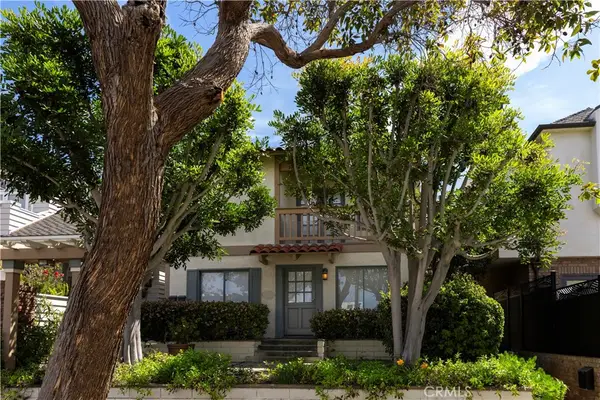 708 Fernleaf Avenue, Corona Del Mar, CA 92625