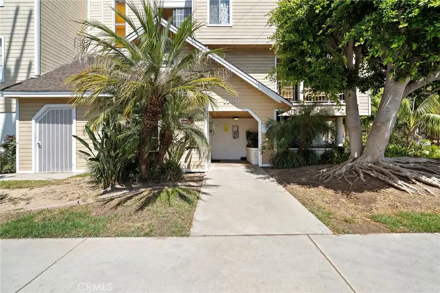 1100 Newport Avenue #404, Long Beach, CA 90804 - #2