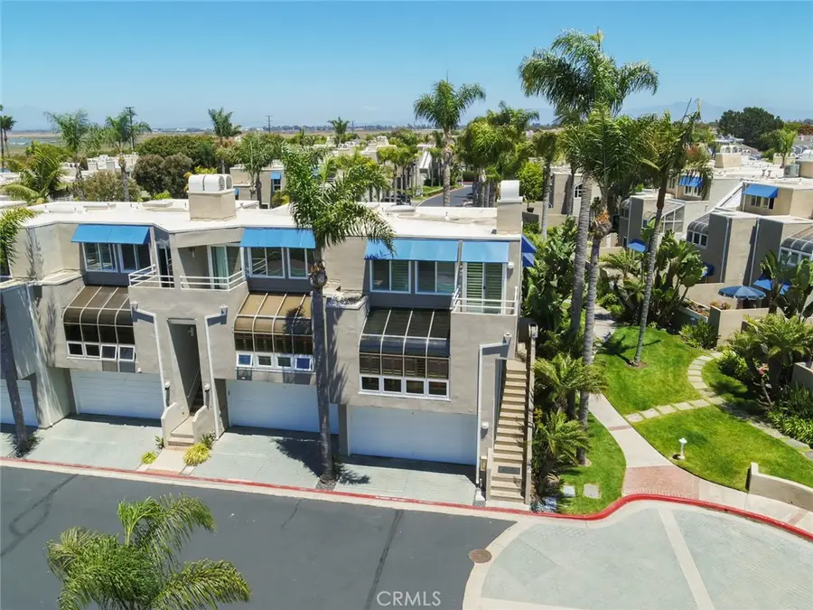 16102 Fame, Huntington Beach, CA 92649 - #2