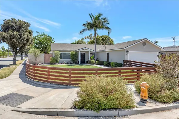 5702 Riviera Drive, Huntington Beach, CA 92647