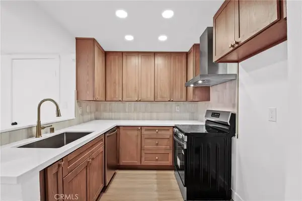 25761 Le Parc #9, Lake Forest, CA 92630